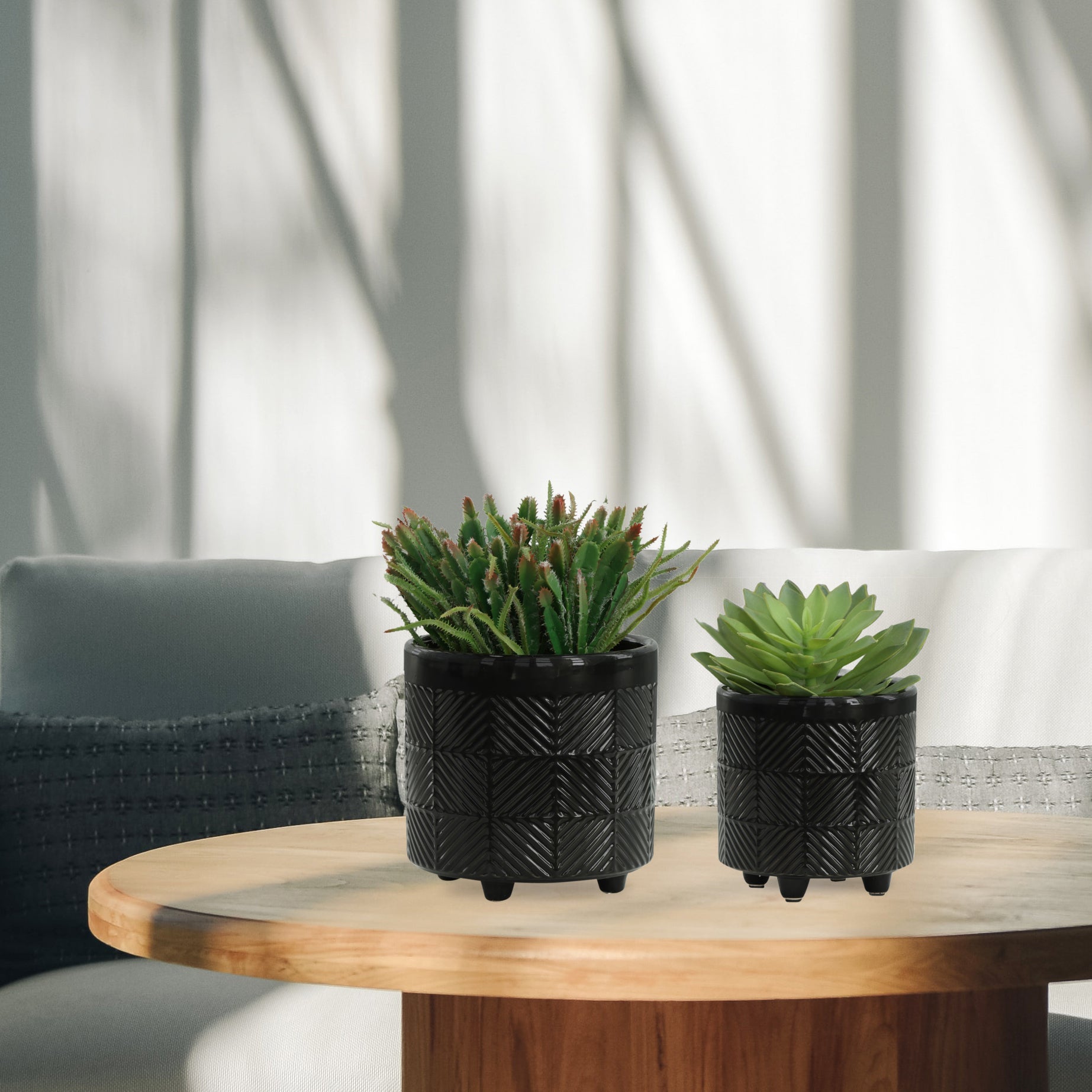 S/2 6/8" TEXTURED PLANTERS, SHINY BLACK