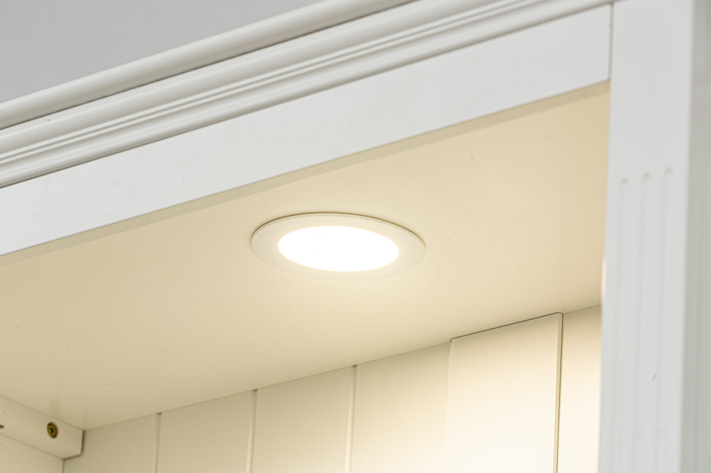 78.75'' Tall Display Shelves with 5 Colors Adjustable LED Ceiling Light, Retro-style Bookcases with Tempered Glass Shelves for Living Room, Home, Office, Studio or Workspace, White