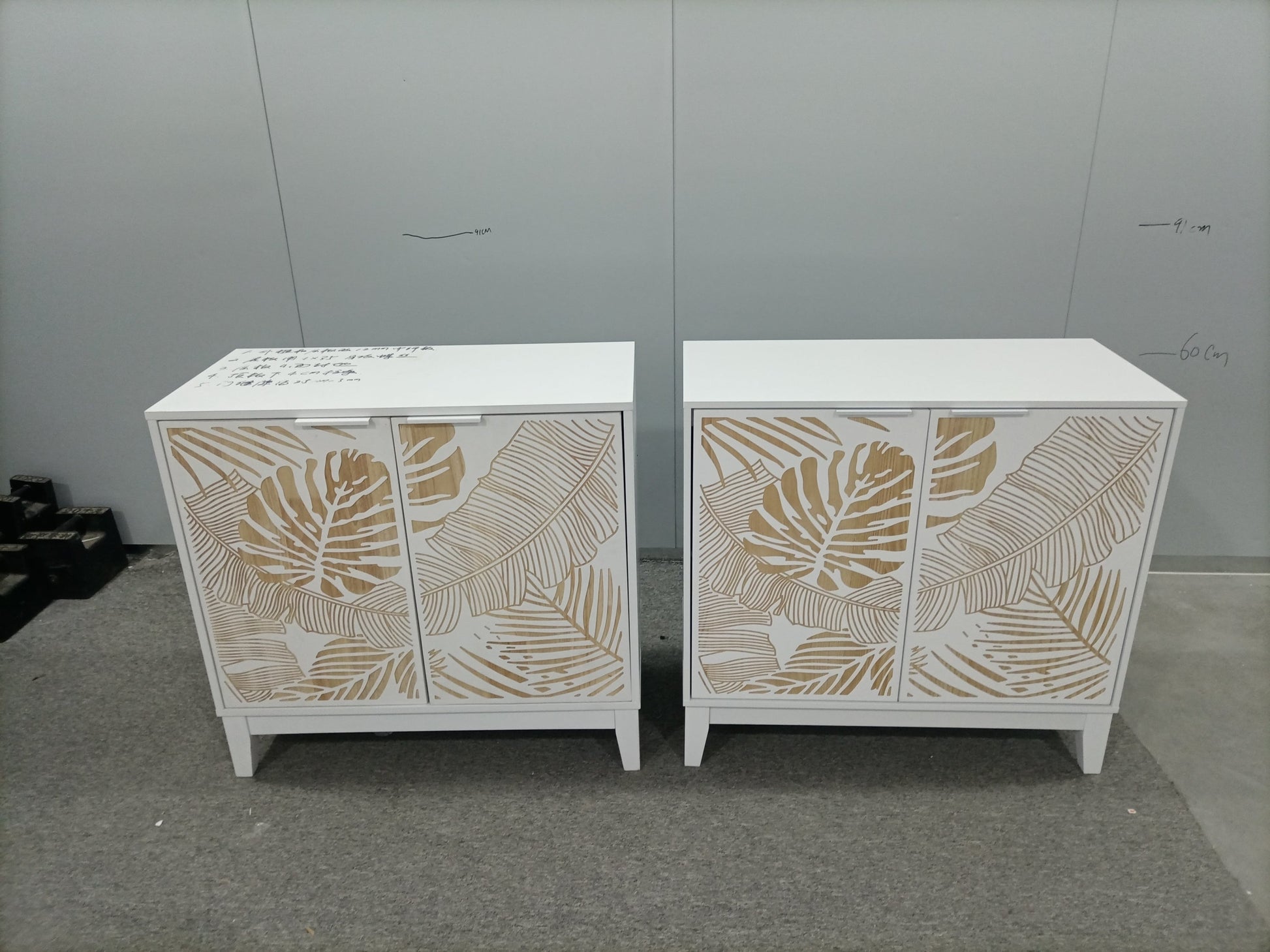 Vintage Carved Buffet Cabinet with Adjustable Shelves, Wooden Decorative Sideboard, White, MDF, 31.5 Inch