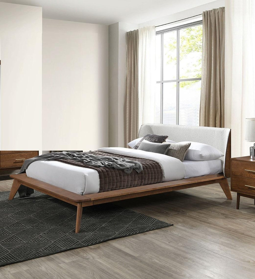 3pc Walnut Bedroom Set with Full Size Bed and Nightstands.