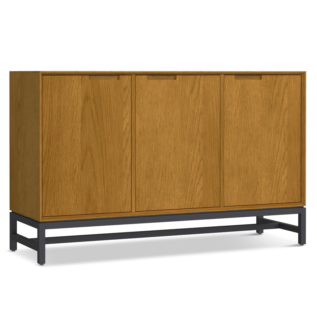 Oak Sideboard Buffet with 3 Doors and Storage.