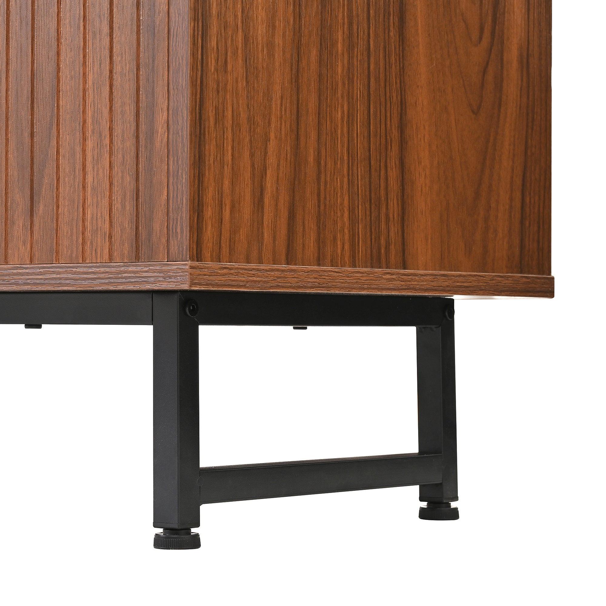 Walnut Mid-Century Modern Sideboard Buffet Cabinet.