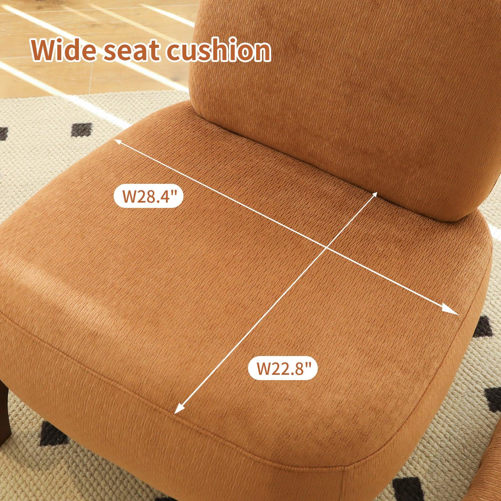 Accent Chair with Solid Wood Legs for Cozy Spaces.