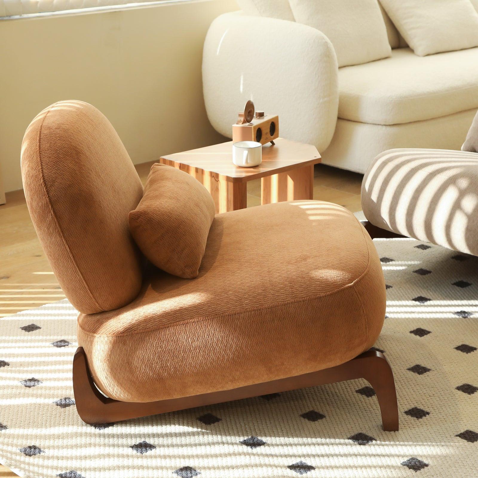 Accent Chair with Solid Wood Legs for Cozy Spaces.